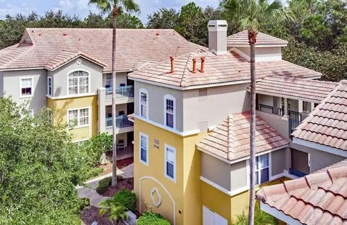 West Kissimmee Cabina | Cozy cabin in cool Clermont with WiFi, AC
