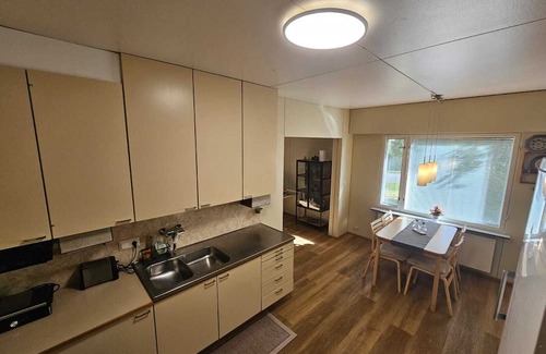 Mikkeli Casa | House in Haukivuori center with WiFi . Center – Walk to Lake, Restaurant & More