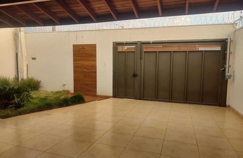 Barretos Casa | Casa Nova Area Gourmet, 03 Quartos e 03 Banheiros, Completa em Barretos