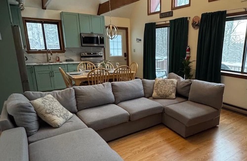 Hamlin Chalet De Esquí | The Notch - Lake, pools, golf, Ski Hill, and more