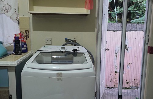 Ciceron Casa | Charming and spacious 2-bedroom 1 bath house in lovely Castries with WiFi, AC,