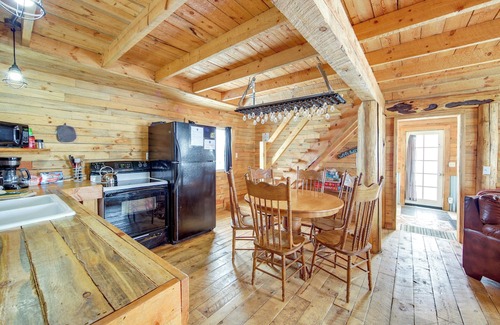 Lake Agnes Cabina | Hike, Ride & Boat: Rustic Retreat Near Steamboat
