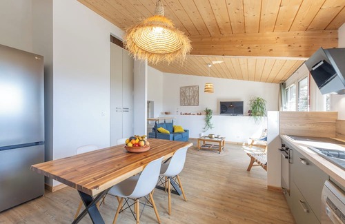 Salazac Casa | Comfortable nature gîte with swimming pool, ideal for 2 people, pet-friendly