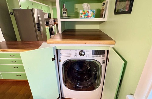 Helena Casa | Large home by Carroll Great Northrn Downtown & Civic Center, family/pet friendly