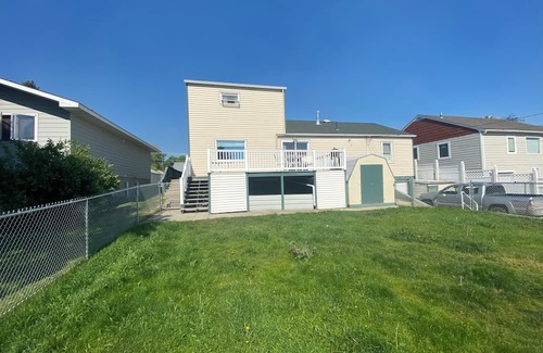 Helena Casa | Large home by Carroll Great Northrn Downtown & Civic Center, family/pet friendly