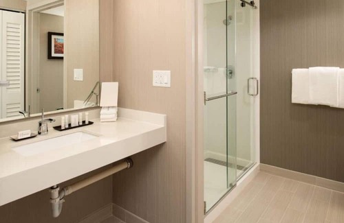 Tukwila Casa | Soar into comfort at our Seattle