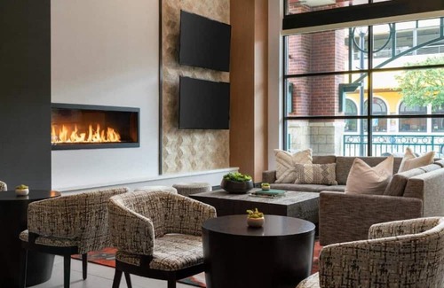 Downtown Casa | Discover our ideally located Redmond, WA