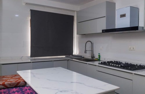 Ofin Apartamento | Cosy Japandi Style 3BR Apt Central Victoria Island