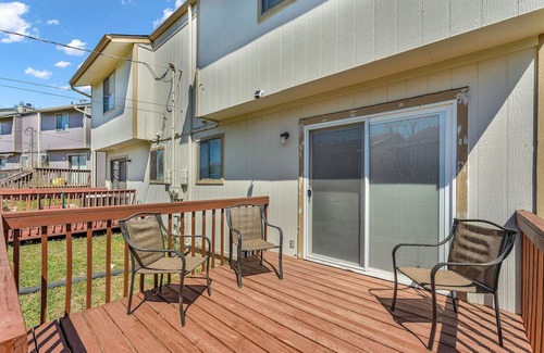 Southwest Topeka Casa | Spacious townhome - 2-bedrooms with King Beds in quite cul-de-sac - sleeps 6