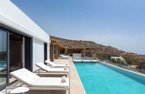 Mykonos Town Villa | Stunning Villa With Panoramic Sea Views