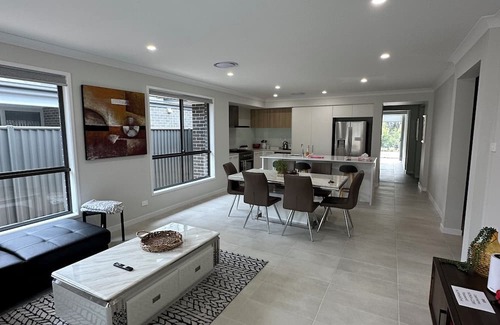 Harrington Park Casa | 4 Bedrooms Oran Park Home