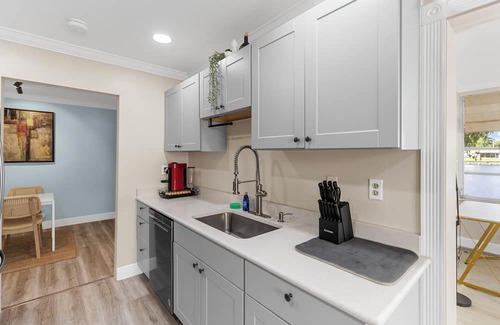 Tamarac Casa | Lakefront 3BR Home in Tamarac – Peaceful Views & Cozy Comfort