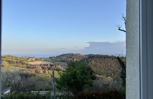 Camerano Apartamento | A44 – Ancona, three-room apartment with terrace surrounded by nature