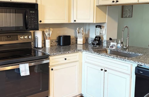 Perry Hall Casa | Stay a While - Stylish & Comfortable 2 Bedroom 1.5 Bath Near White Marsh Mall