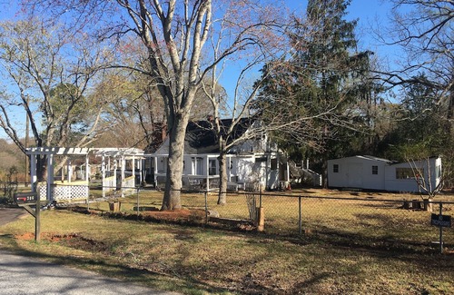 Conestee Condominio | Charming 2-bedroom condo with AC, WiFi in lovely Greenville