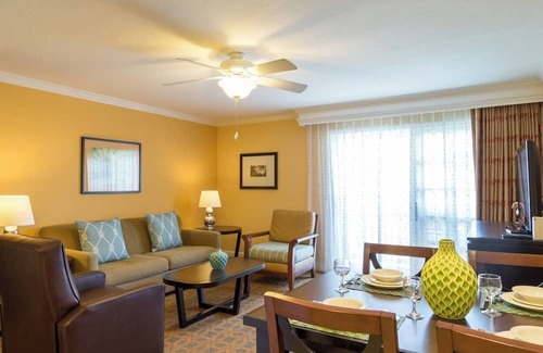 Carlsbad Village Complejo | Charming resort in superb Carlsbad Village with ocean view - June 28 to July 5th