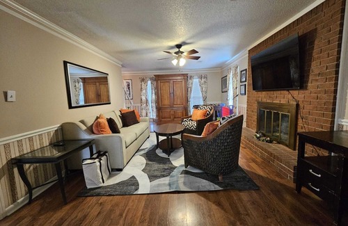 Southwind Casa | 5-BR Home with POOL Near Collierville - Primary Master Bedroom Downstairs.