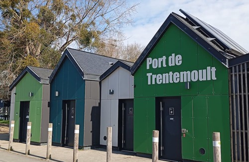 Trentemoult Alquiler De Eote | For rent - Accommodation on the water - Cosy boat in Nantes - Sailboat Trentemoult