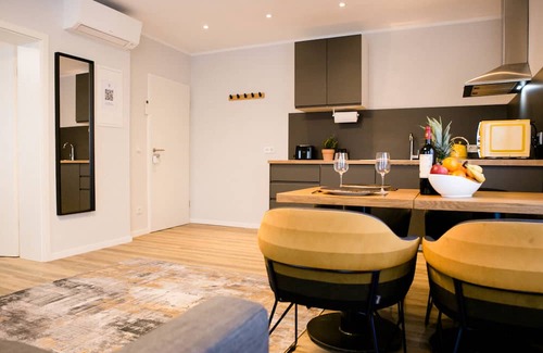 Sankt Augustin Apartamento | Bonquartier | LUX apt-HAUS - 11 pers. in 5 apartments