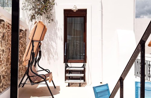 Kouroutai Apartamento | Papoura Pool Apartment