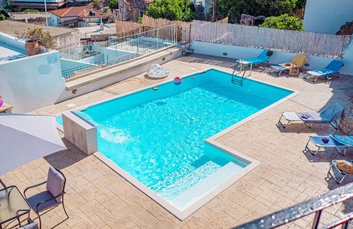 Kouroutai Apartamento | Papoura Pool Apartment