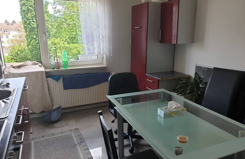 Gelsenkirchen-West Apartamento | Charming Gelsenkirchen Apartment with Central Heating