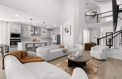 Katy Casa | Luxurious High Class 4Br Theatre Home