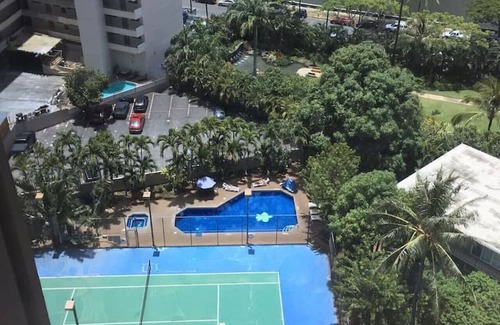 Waikiki Apartamento | Romantic View walk to beach*shopping* Friday fun