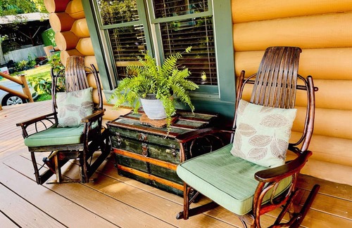 Maryville Cabina | Cozy 1-bedroom cabin with AC, WiFi in charming Maryville