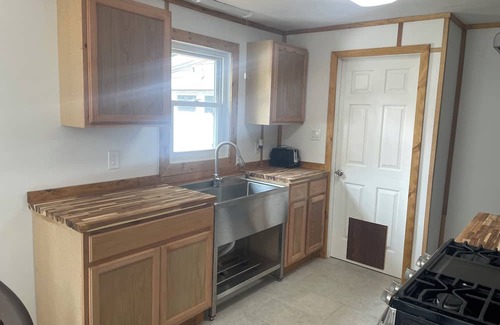 Baldwinsville Casa | Charming 3-bedroom house in wonderful Baldwinsville with WiFi
