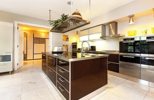 La Lucia Apartamento | Peaceful 3-Bed Home | Pool, Garden, Sea Views