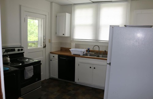 Athens Casa | Charming 3-bedroom house with WiFi and AC in Athens