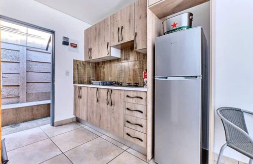 Woodmead Apartamento | Advas bachelor bliss
