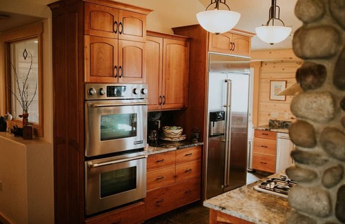 Homer Casa | Station Twelve ~ Ranger Station Views
