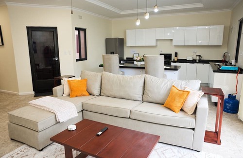 Cathedral Hill Apartamento | F4 - Apartment with Inverter, Gym, Washer/Dryer, Wifi, Pavilion - Ibex Meanwood