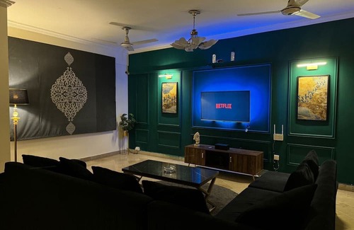 Islamabad Apartamento | 611 Millennium Heights Spacious 2 Bedroom Apartment with Balcony