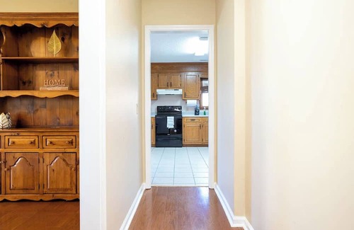 Sumter County Casa | 3-bedroom house in charming Sumter near Shaw AFB with WiFi, AC. Book now