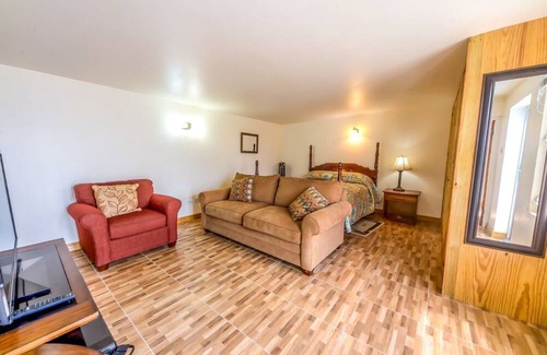 Little Bay Apartamento | Cozy 1-bedroom Studio Apartment in Montserrat with WiFi, and AC