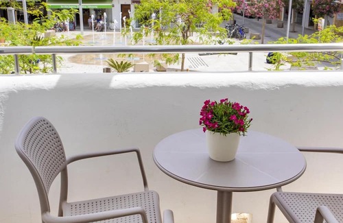 Santa Eulalia del Rio Apartamento | BNLLC-ST3 - Estudio en Santa Eulalia centro, playa a 1 minuto andando