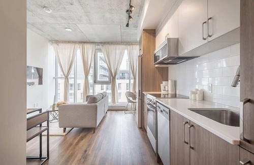 Shaughnessy Village Apartamento | Concordia- 100 Walkscore-Comfy
