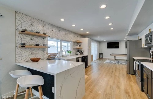 Canyon Gate Casa | Vegas: Pool, Hot Tub & Game Room