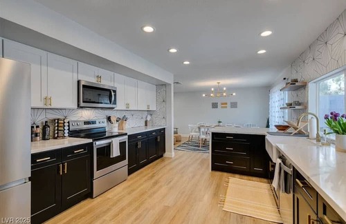 Canyon Gate Casa | Vegas: Pool, Hot Tub & Game Room