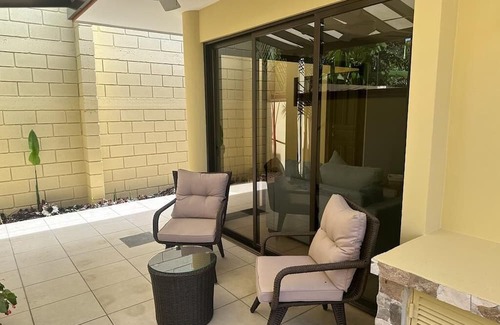 Tarcoles Casa | Cozy newly renovated 2-bedroom house 10 mins from the beach!