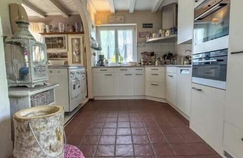Knonau Casa | 3-bedroom house in tranquil Knonau with AC, WiFi. Enjoy your stay