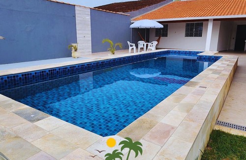 Balneario Gaivotas Casa | House 2 minutes walk from the sea, pool table and ping-pong