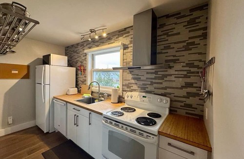 Magog Apartamento | Condo Azürea - A 5-minute walk from Plage des Cantons/Lac Memphrémagog