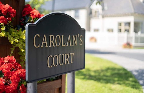 Ballyfarnon Casa | Kilronan Castle 4 Bedroom House on the Castle Grounds