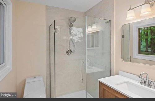 Dayton Casa | Charming 3-bedroom house with WiFi and AC in tranquil community in Ellicott City