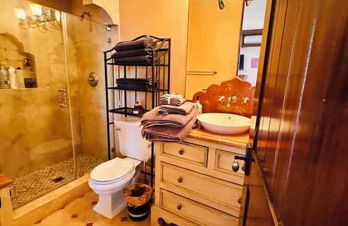 Palos Verdes Estates Casa | Luxurious 1 bedroom Guest House in Palos Verdes Estates