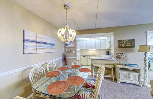 North Ocean City Condominio | Beachfront Retreat w/Unparalleled Views, Balcony, W/D, Shared Pools, Gym, WiFi